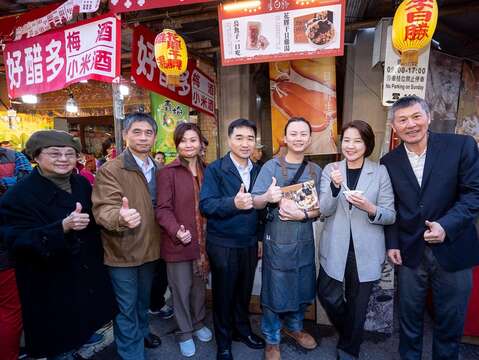 在地知名店家李日勝推出常溫年菜禮盒-花椒干貝雞湯