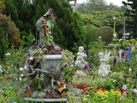 充滿歐式風格的花園(照片由Daidai Chang提供)