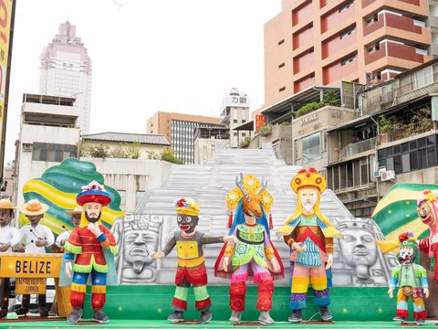 貝里斯「拉馬奈面具神廟前的貝里斯馬雅鹿舞」花燈