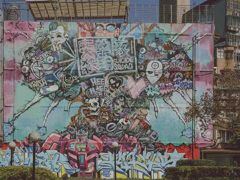 看見街頭流動的塗鴉創作【異國X台北 在城市看見世界縮影】(別冊)(台北畫刊109年3月)