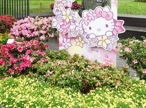 台北市長與杜鵑花季宣傳看板合照