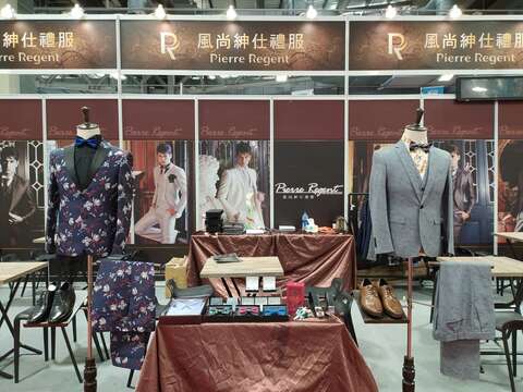 參展店家提供婚紗攝影及禮服一條龍服務