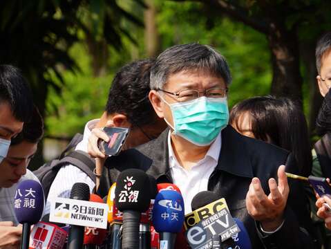 首映會市長回答記者問題