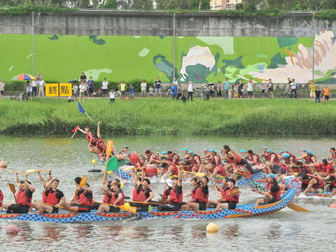 Turnamen Perahu Naga Festival Duanwu Taipei 2020