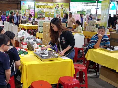 建國花市~春季優良包種茶展售示意