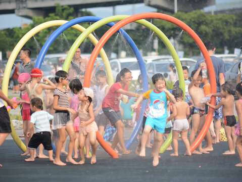 大佳河濱戲水區6月6日開放 大家一起來戲水清涼一夏