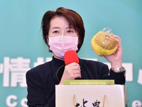 副市長介紹水果