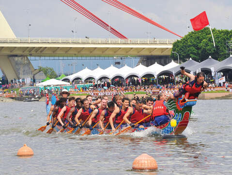 The sport of dragon boat racing has been practiced for more than 2,500 years. (Photo/Department of Sports, Taipei City Government)