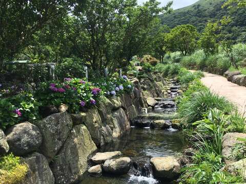 陽明溪溪畔步道