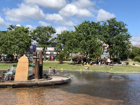 Free Water-sprinkling fun for the Entire Family at Neihu Sports Park