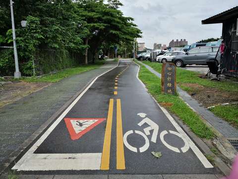 21另一頭的田心仔自行車道盡頭可串連貴子坑溪自行車道