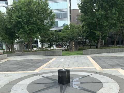 3.北勢湖公園中央廣場