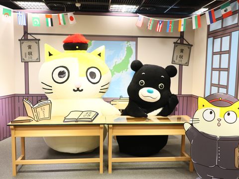 台北探索館「黃阿瑪相遇1920臺北市」特展，展出1920年代的小學教室.JPG