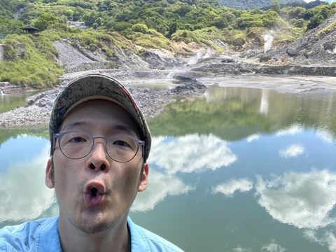 擁有超過30萬追蹤的Youtuber網紅Iku老師昨日親身體驗小9公車路線，直呼讓他看見不一樣的北投風景。