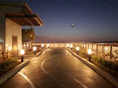 內湖運動公園賞「機」賞夜景