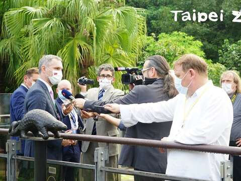 捷克媒體訪問布拉格市賀吉普市長