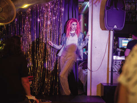 As in every drag show in the world, lip syncing is always the highlight of the night.