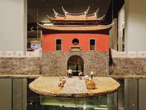 「都市物語」エリアでは清朝時代に造られた5つの門のレプリカが再現されています。