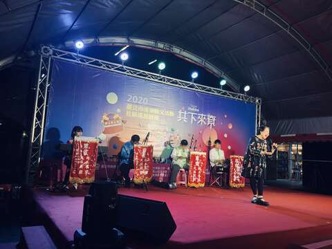 歌唱表演