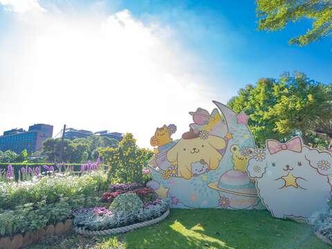 在「月之境」中探索月球奧秘的布丁狗家族
