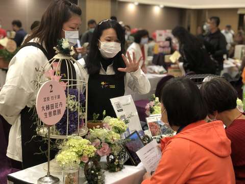 休閒農業業者與旅行業者解說