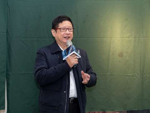 臺北市產業發展局林崇傑局長表示，歷經改建搬遷的考驗，但市場攤商全體一心，今年榮