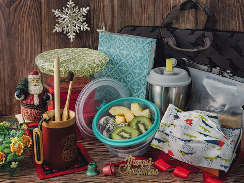 Let’s celebrate Christmas with sustainability in mind by selecting eco-friendly gifts!