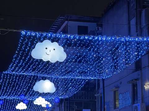 忠孝東路4段205巷「漫步閃耀星空下」燈飾