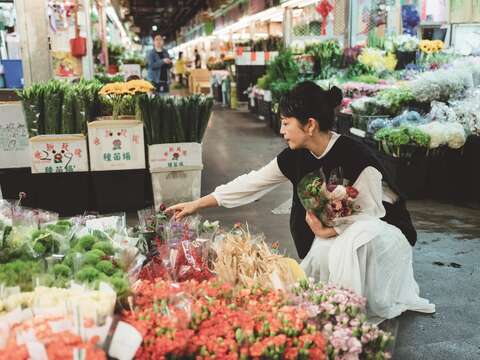 朵朵繁花　增添年節氣息(台北畫刊110年1月)