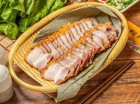 店內招牌脆皮燒肉
