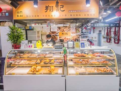 翔記位於南門市場一樓的攤位