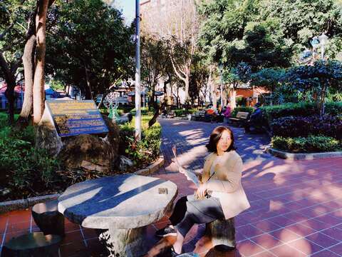 Visit Dadaocheng Park and Learn More about the Neighborhood’s History