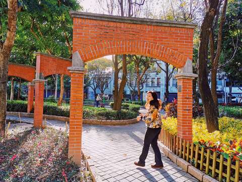 Visit Dadaocheng Park and Learn More about the Neighborhood’s History