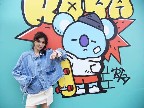 「西門PLAY樂購町」宇宙明星BT21「世界巡迴之旅」街頭風