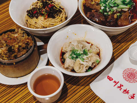 Known for Sichuanese dishes such as spicy pork dumplings, Chili House is one of Moira’s favorite restaurants in Taipei. (Photo/Samil Kuo)