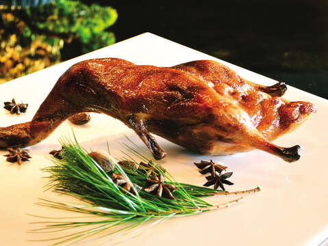 Le Palais, the only 3-star Michelin restaurant in Taipei, is known for its high-class dining environment and Cantonese cuisine. (Photo/Le Palais)