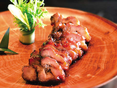 Le Palais, the only 3-star Michelin restaurant in Taipei, is known for its high-class dining environment and Cantonese cuisine. (Photo/Le Palais)