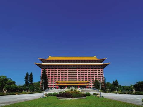 宮廷式建築で作られた圓山大飯店は台北を代表する建築物の一つです。