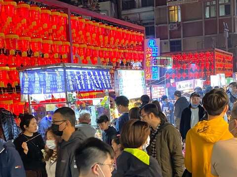 週五大南路人潮狀況