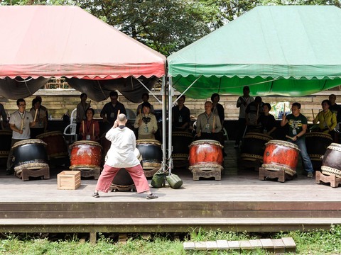 民眾擊鼓感受三貓在地文化力