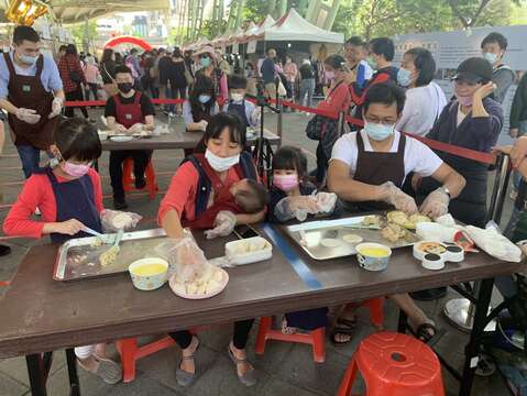 趣味包水餃大賽