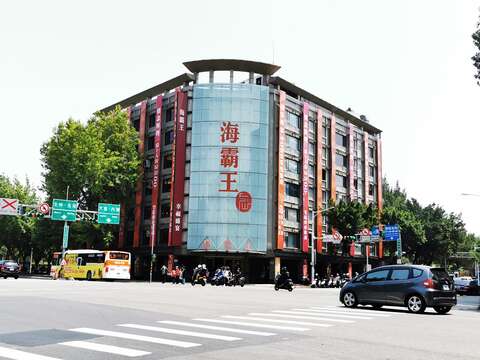 中山北路3段與民族東西路交叉口