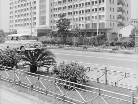 1966年中泰賓館剛落成的照片（照片來源：文化部國家文化資料庫）