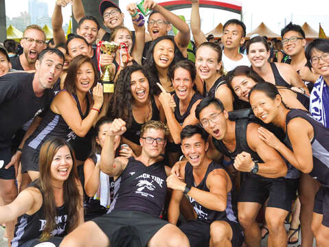 黒潮龍舟隊は台湾の主要なレースでたびたび優勝をしているチームです。(写真/黒潮龍舟隊)