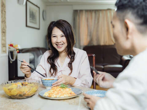 李さんは、手早く作れて栄養価の高い料理を作ることを強くおすすめしています。