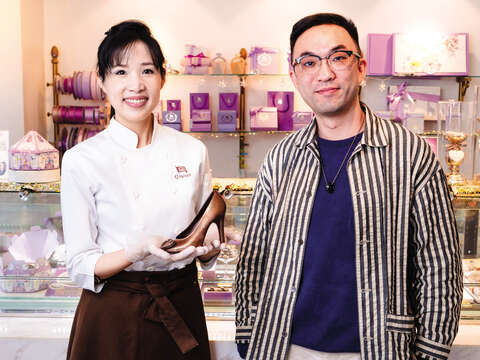 Queenie Wu and Eric Hsu share the trend of chocolate in Taipei.