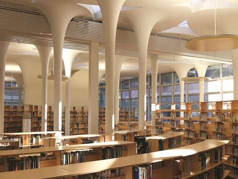 Taipei is the home of many modern architectures. Even a library's design can be unique and refreshing.