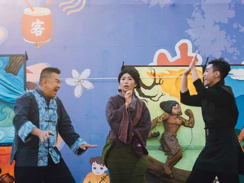 一同發掘《五色石的秘密》