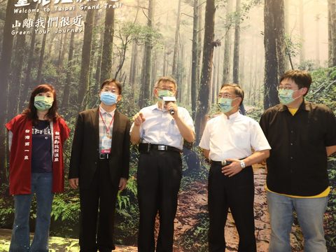 柯文哲市長推薦台北大縱走7 1綠環 藍環旅遊路線_全長130公里環繞臺北一圈.JPG