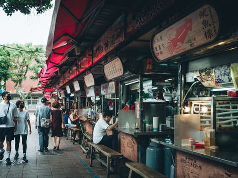 料理時空旅人 連結飲食與風土記憶(台北畫刊110年10月)